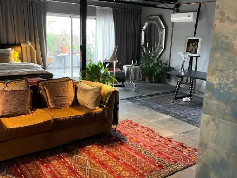 Sol Radiante Attic Studio, Designer-Style Studio With Top-Tier Amenities Τορρεμολίνος Διαμέρισμα