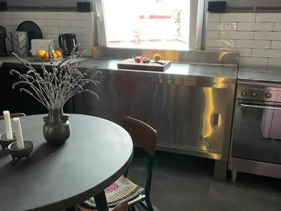 Sol Radiante Attic Studio, Designer-Style Studio With Top-Tier Amenities Τορρεμολίνος