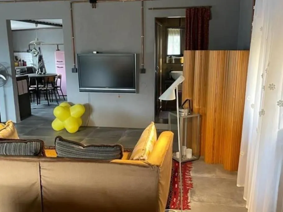 Sol Radiante Attic Studio, Designer-Style Studio With Top-Tier Amenities Τορρεμολίνος